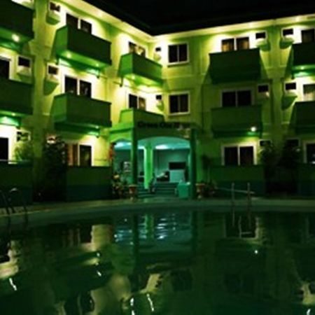 Green One Hotel Lapu-Lapu City Exterior photo