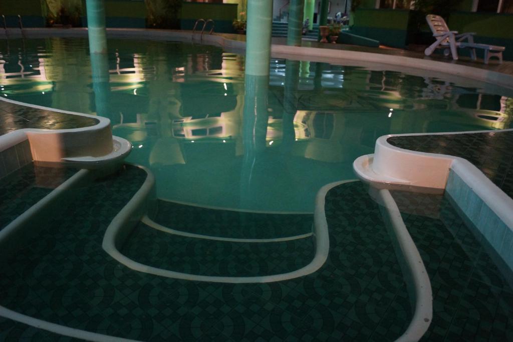 Green One Hotel Lapu-Lapu City Exterior photo
