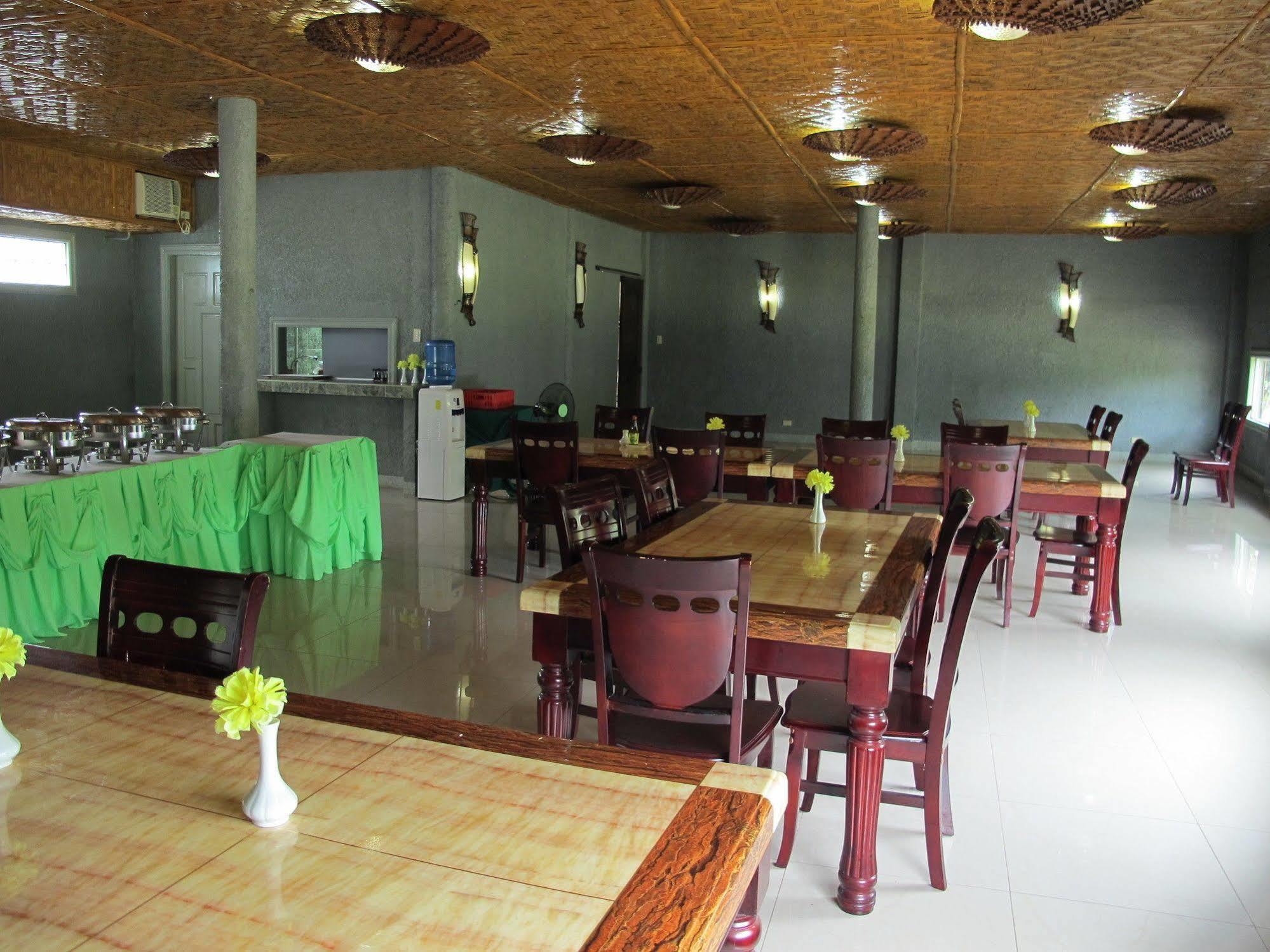 Green One Hotel Lapu-Lapu City Exterior photo